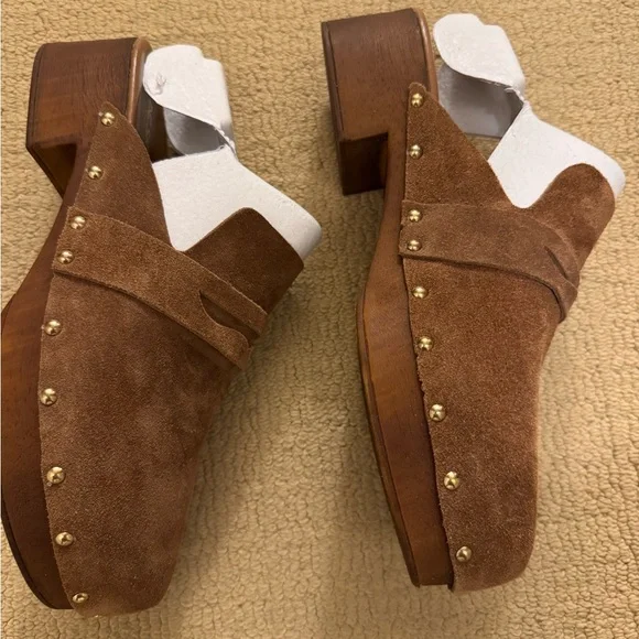 NWT DESIGNED made in Italy suede wood brown clogs - Picture 3 of 7